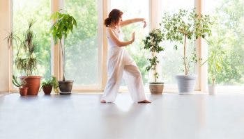 Qi Gong, a gentle workout for women that won't strain the body