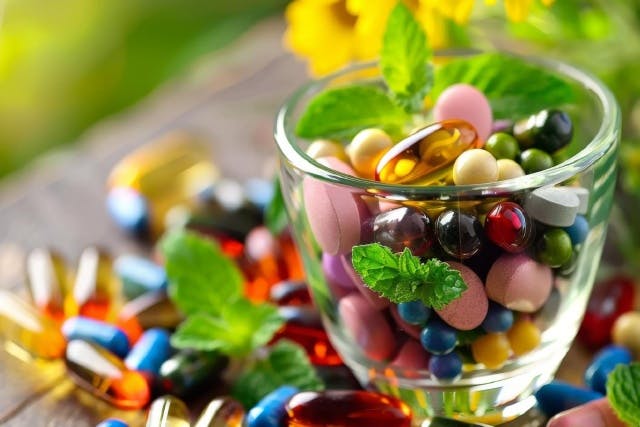 8 best vitamins and supplements to help you reach your new years resolution