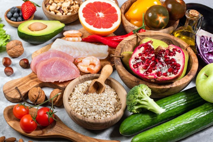 An image of low sodium foods found in the DASH diet
